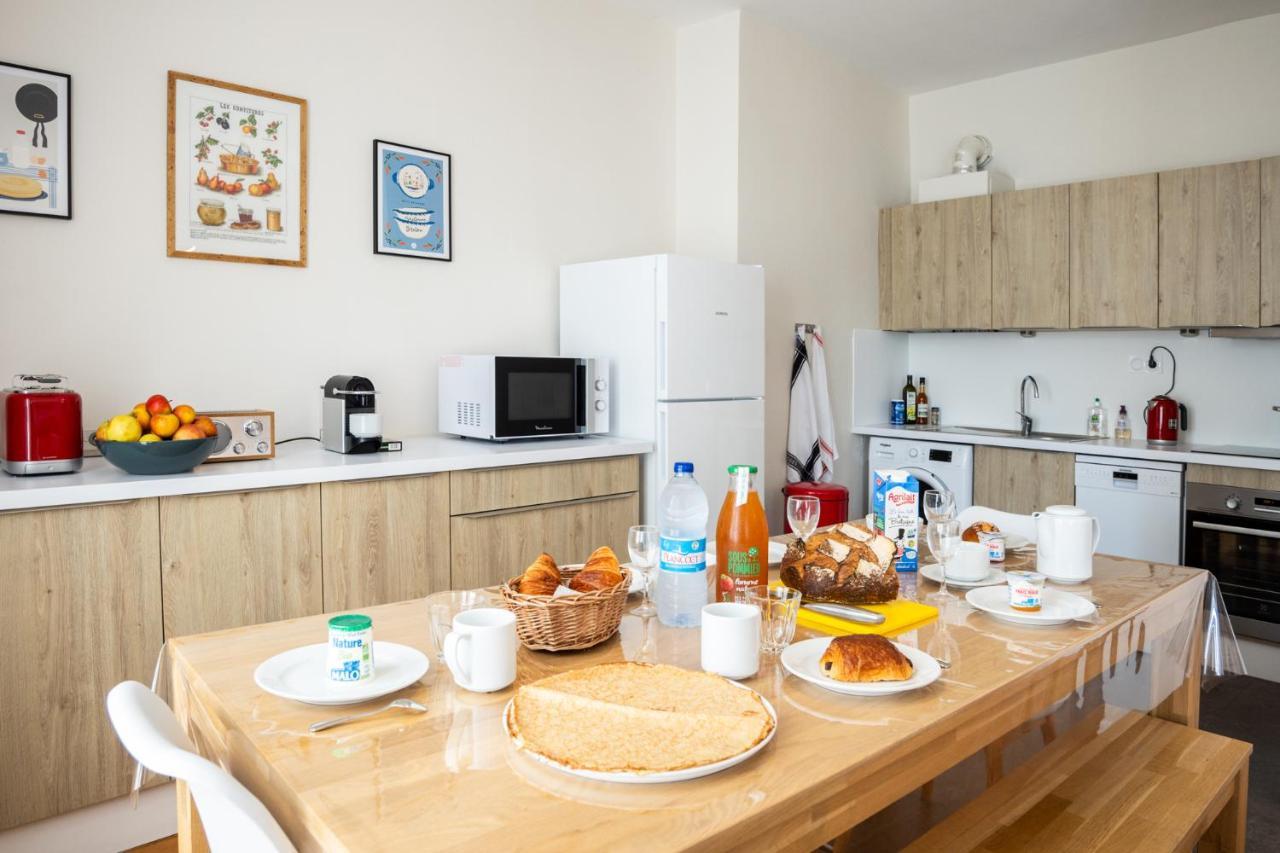 Bel Appartement, Bien Equipe Et Confortable Dans Le Centre Historique Fougères 外观 照片