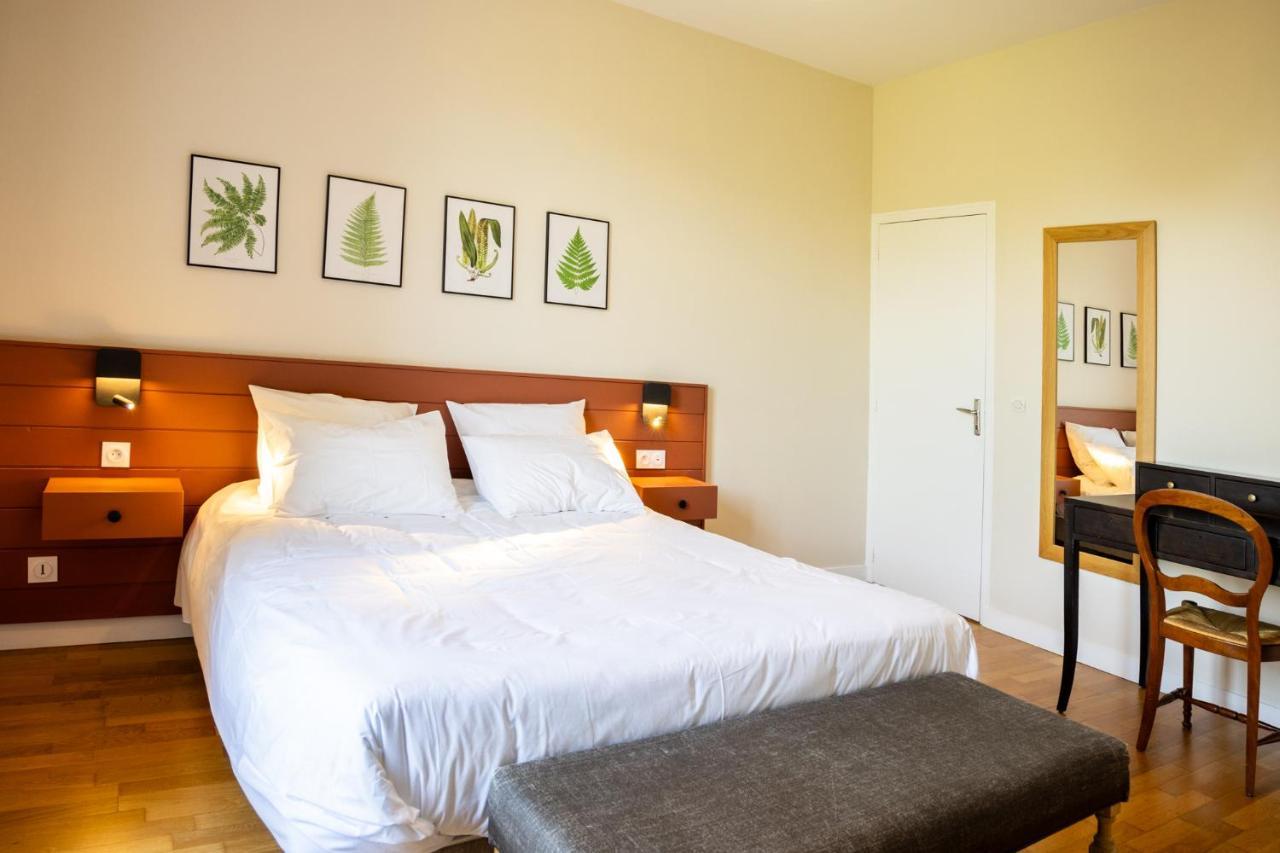 Bel Appartement, Bien Equipe Et Confortable Dans Le Centre Historique Fougères 外观 照片